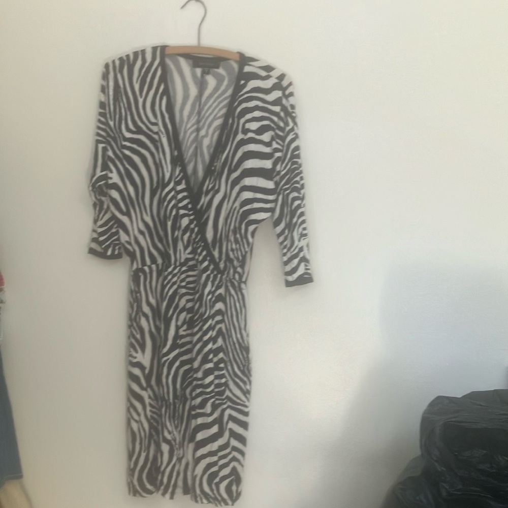 FINAL MARKDOWN Karen Kane wrap look dress small